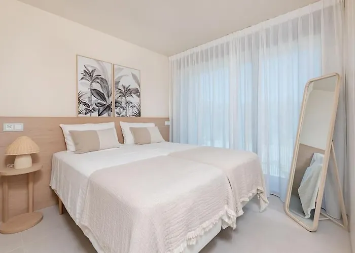 Panoramic Sea Views And Luxury At Velaya Rdr391